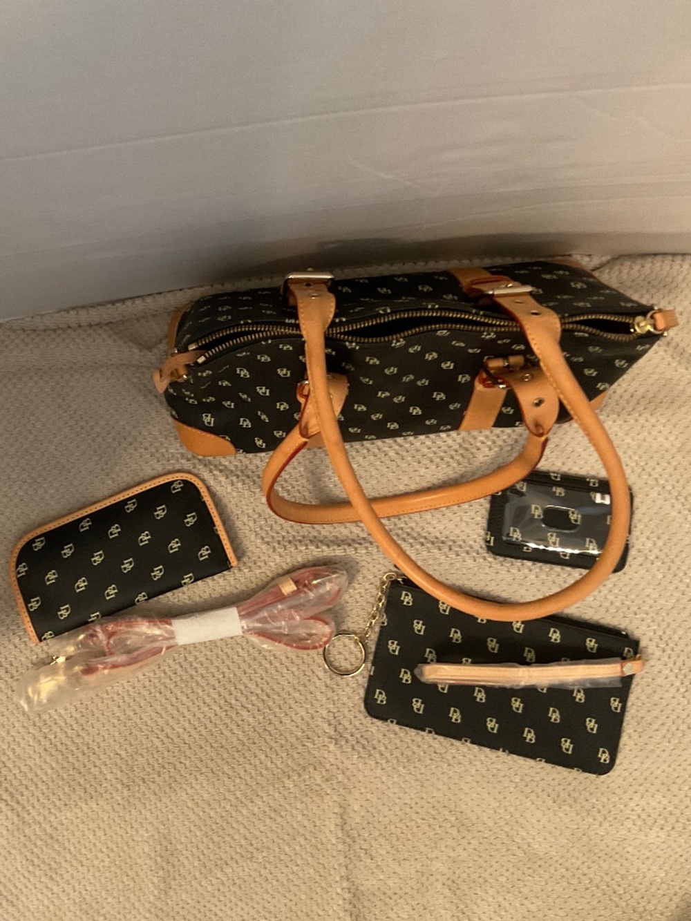 NWOT Dooney&Bourke Signature Satchel Four piece set